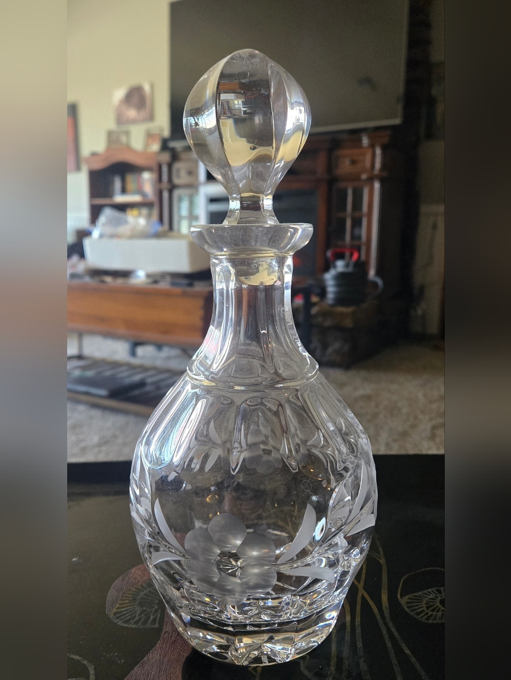 Cut Crystal Decanter with Floral Cut Pattern - Clear